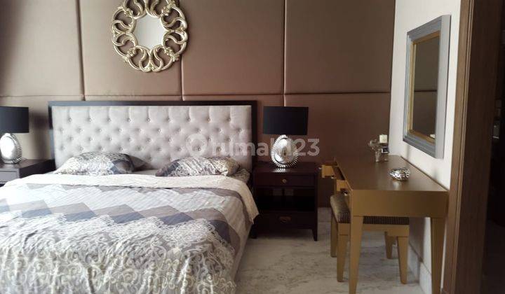 kamar tidur disewakan luxurious apartment at botanica