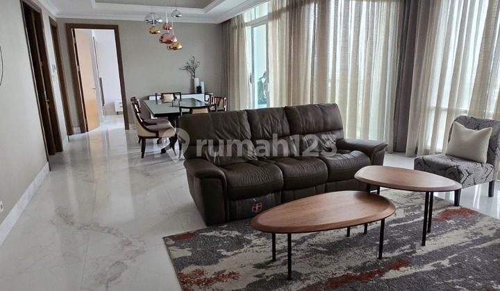 For Sale Good Unit at Botanica Apartment 2 BR Furnished