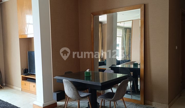 Dijual/Disewakan Good Unit at Senayan Residences Apartment 3 BR Furnished Bagus 2