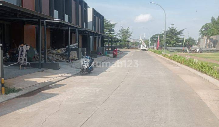 RUMAH CANTIK SIAP HUNI 2 LANTAI DILENGKAPI TAMAN BERMAIN, JOGGING TRACK  DAN KOLAM RENANG DALAM CLUSTER 2