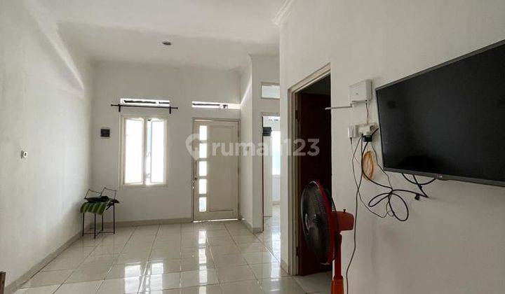 Dijual Rumah Bagus Furnished Dalam Cluster Dekat Stasiun Lrt Jatibening, Bekasi 2