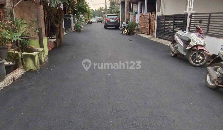 RUMAH DUKUH ZAMRUD , DESAIN MODERN MINIMALIS SIAP HUNI,  MUSTIKAJAYA BEKASI KOTA 2