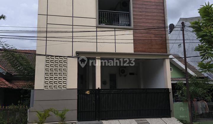 DIJUAL RUMAH DAN KOST AN 4 PINTU , LOKASI DEPAN PERUMAHAN GALAXY, PONDOK MITRA LESTARI, JATIRASA,JATIASIH, BEKASI 1