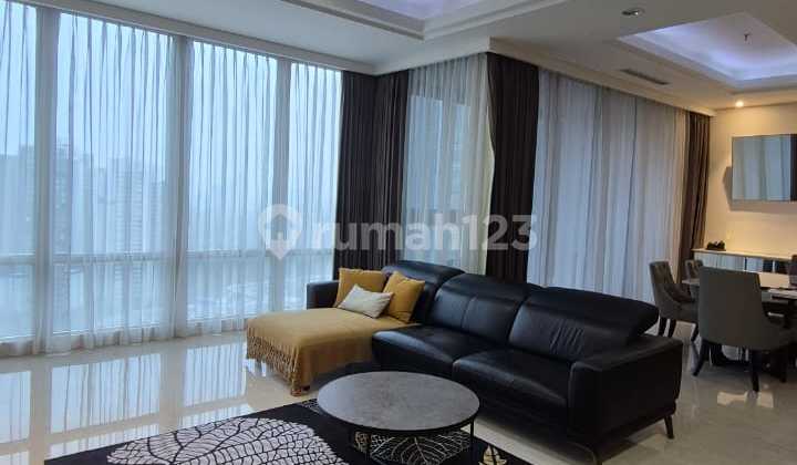 Apartemen The Elements 3br Private Lift Furnished