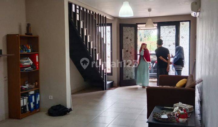 Rumah Sudah Renovasi SHM di Tropicana Residence , Tangerang 2