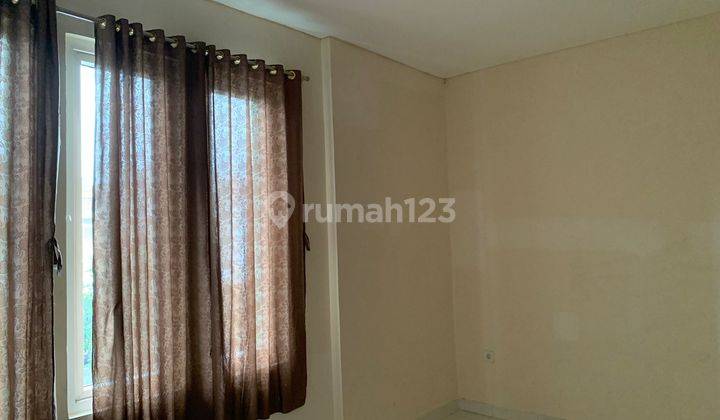 Sewa Rumah 2 Lantai Bagus SHM di Dalam Modernland, Tangerang 2