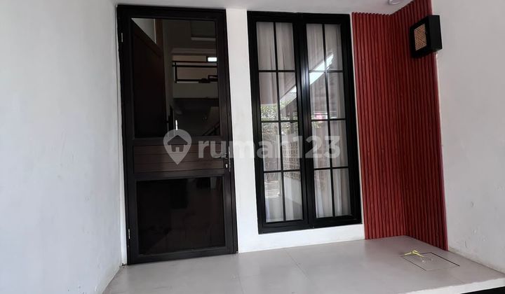 Dijual Rumah Bagus Rapih Ditengah Kota Tangerang Di Apit Sama Moderland