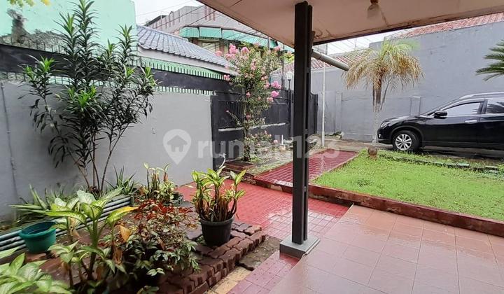 Rumah Lokasi Strategis di Utan Kayu Matraman Jakarta Timur S7061 2