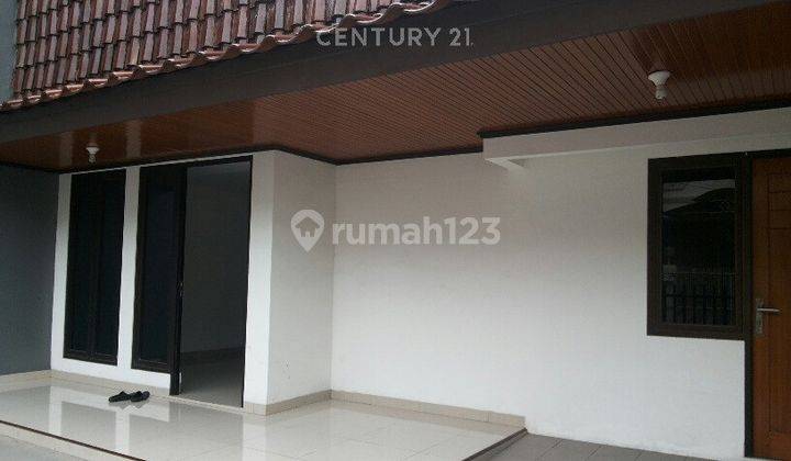 Pulomas, Rumah Disewakan, Bagus Terawat, di Dalam Komplek Real Estate Pulomas Jaktim. Rumah Siap Huni Lokasi Strategis Di Pulomas Timur R928 1