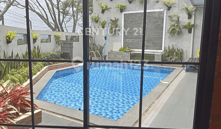 Beautiful View Villa at Cianjur Peak S9299