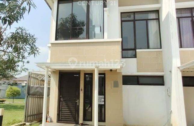 Rumah Hoek 2 Lantai Di Griya Illustria Pagedangan R1972 1