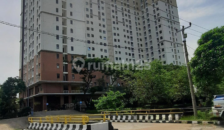 Lagoon Betos Apartment 2 BR Unfurnished East Bekasi R2310