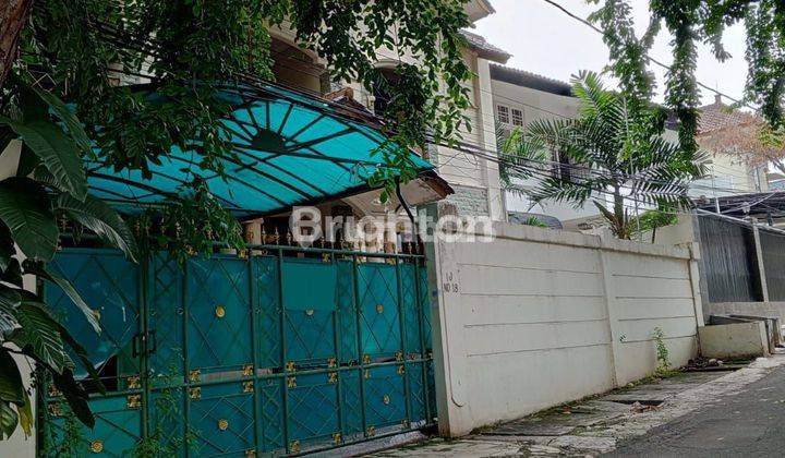 Rumah 2 Lantai di Jalan Tebet Timur 2