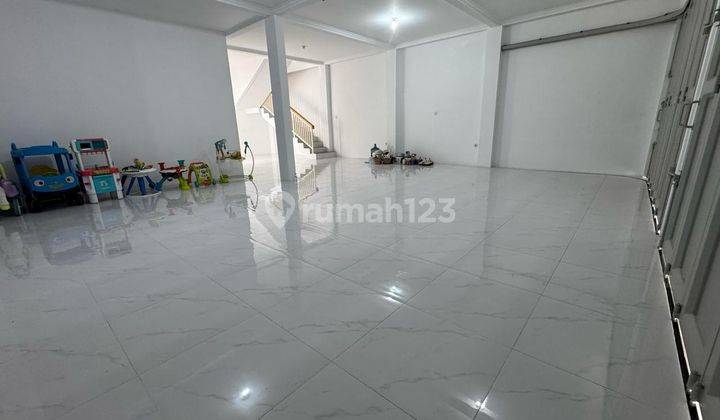Disewakan Ruang Usaha Di Cikutra Bandung 2