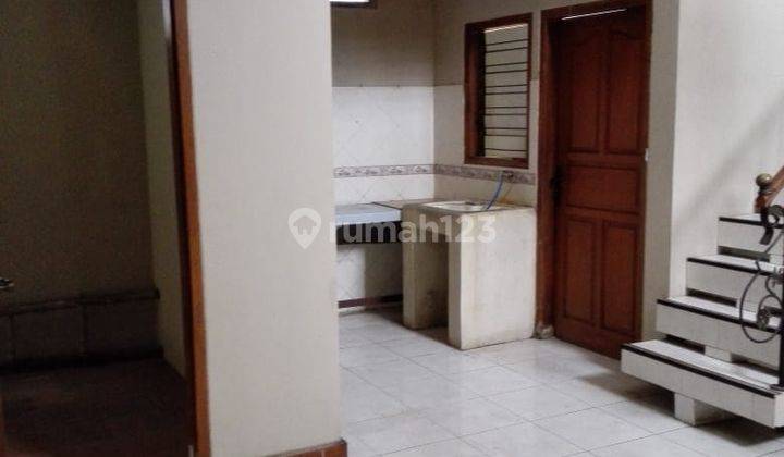 Rumah 2 Lantai Bagus SHM di Cimahi Utara, Cimahi 1