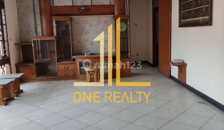 Rumah 2 Lantai Bagus SHM di Cimahi Tengah, Cimahi 1