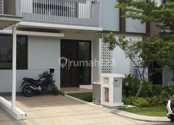 Dijual rumah asri siap huni di summarecon cluster Chyntia 2