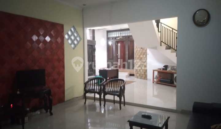 Quick Sale Ready-to-Occupy House in Arcamanik, Bandung Quick Sale Ready-to-Occupy House in Arcamanik, Bandung