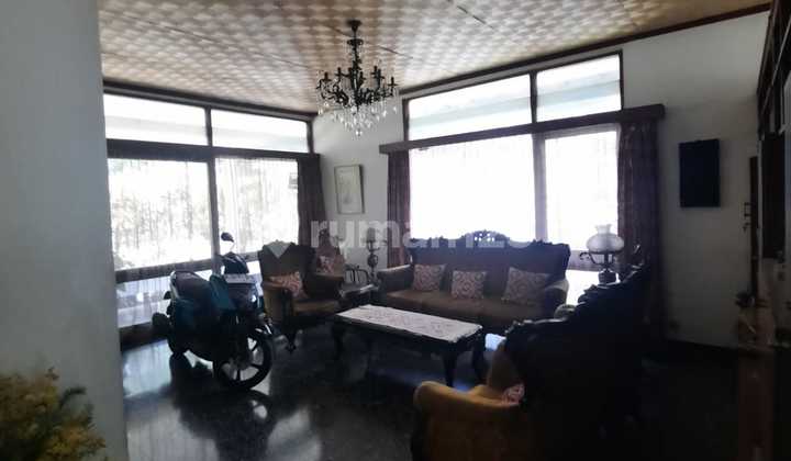 Rumah Murah Siap Huni Besar Bagus SHM di Sayap Ciumbuleuit 2