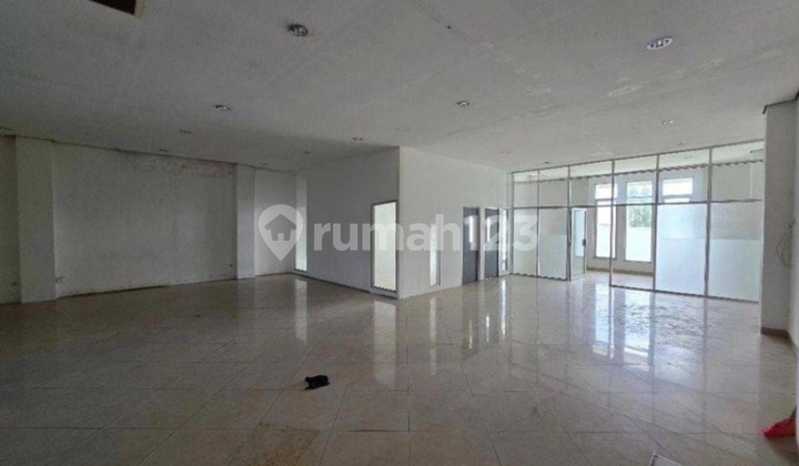 Cheap Office Building for Rent on Dimainroad Soekarnohatta Bandung