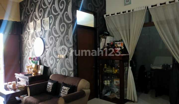 For Sale Nice House Inside Cisaranten Cluster 2