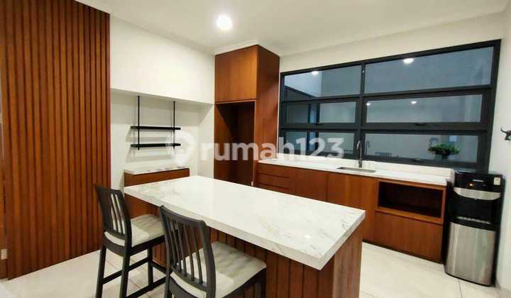 Affordable and Luxurious House in Batununggal Bandung 2