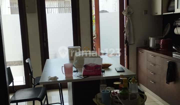 Rumah Murah 2 Lantai Siap Huni Asri Sejuk SHM di Cigadung Dago