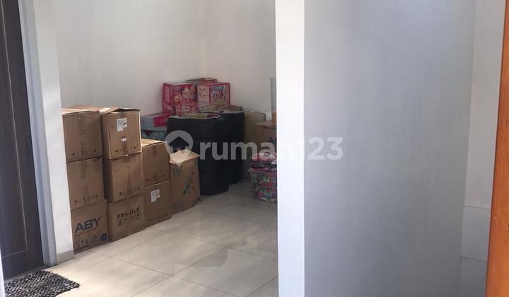 Cheap 2.5-Storey Shop House, 78.0 M² Area, SHM Certificate, Located in Leuwi Panjang. 2