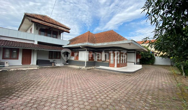 Affordable House in Sayap Batununggal Bandung