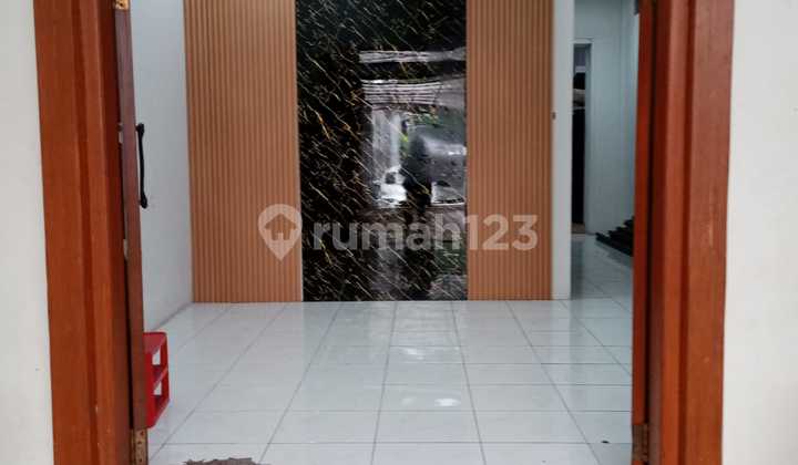Rumah Murah 3 Lantai Bagus Shm Di Area Cipaganti