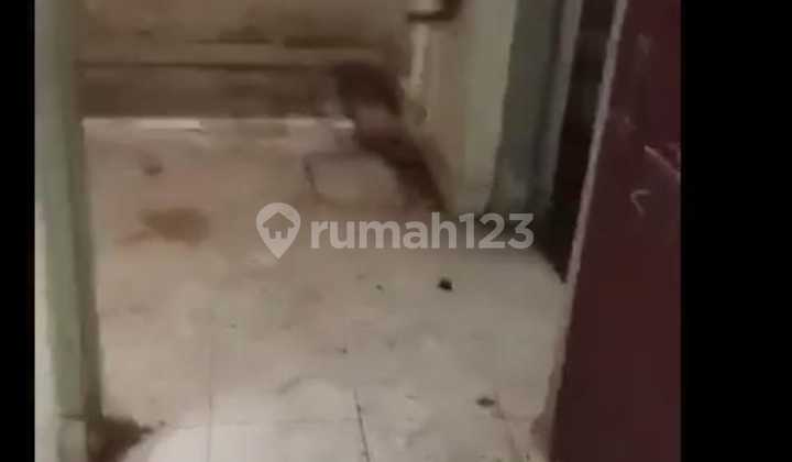 Affordable Land-Only House with SHM Title on Otista Street. 2