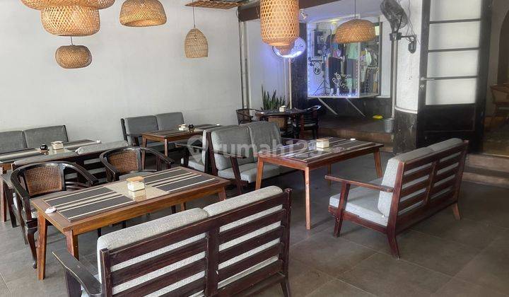 Dijual Tempat Usaha Di Sayap Riau - Bandung, Lokasi Strategis Di Hoek, Cocok Untuk Butik Hotel, Cafe, Kantor, Bank. 1