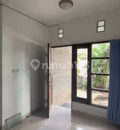 Rumah 2 Lantai Non Furnised One Gate System Gunung Salak Badung 2