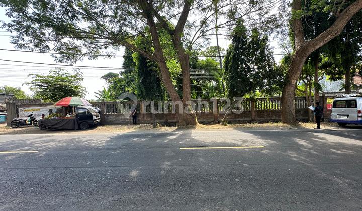 Strategic Land Location Suitable for Housing Near Lovina Beach