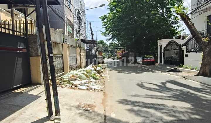 Ambil Rumah, Kantor, Gudang, Kos-Kosan di Tomang saja Pusat Kota