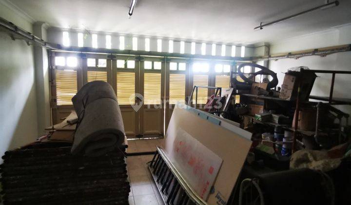 Rumah Bagus Dengan Perpustakaan di Komplek Ikip Duren Sawit 2