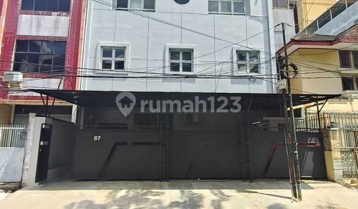 Ambil Rumah, Kantor, Gudang, Kos-Kosan di Tomang saja Pusat Kota