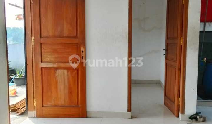 Dijual rumah 3 lantai tigaraksa