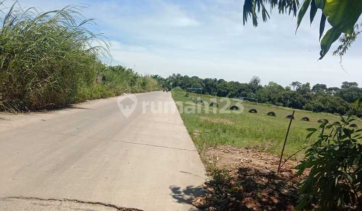 Vacant land for sale in Legok field. Vacant land for sale in Legok field.