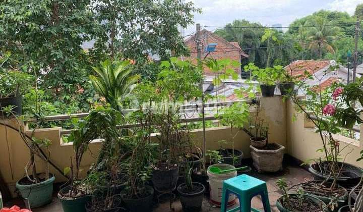 House for sale in Kemanggisan, West Jakarta