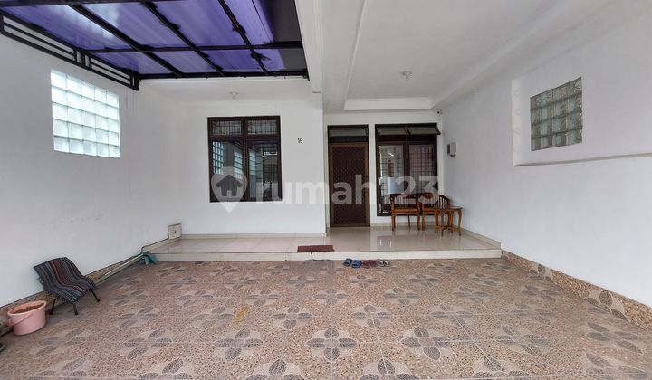 For Sale Comfortable Semi Palem House Karawaci 2
