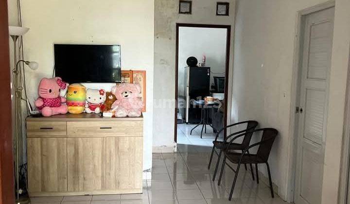 Rumah Bagus Semi Furnished SHM di Jl Raya Bojongsari - Sawangan Kota Depok, Depok 2