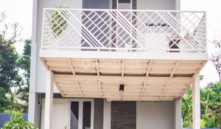  Rumah 2 Lantai Konsep Nya Unik Balkon Luas Lokasi di Cilodong 1