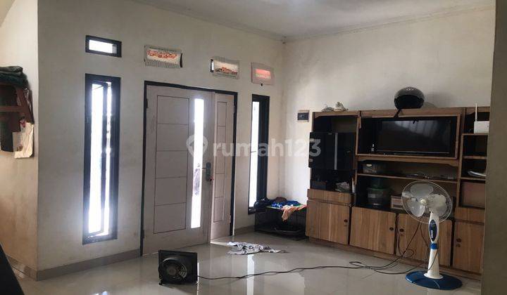 Dijual Rumah 2 Lantai Siap Huni Lokasi Strategis Bebas Dari Banjir Di Cinangka Depok 2