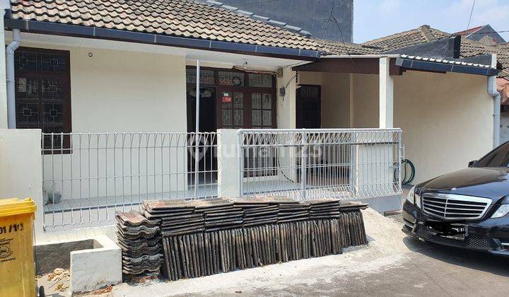 Rumah Bagus Semi Furnished SHM - Sertifikat Hak Milik di jl raya benda, Pamulang 1