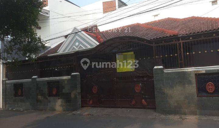 Rumah Tinggal Di Jl Suratno Kejaksan Cirebon  1