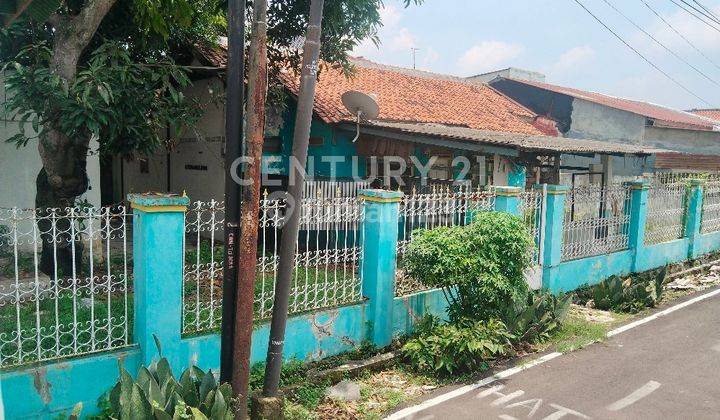 Rumah Bangunan Lama Lokasi Sangat Strategis DiGunakan Untuk Usaha 2