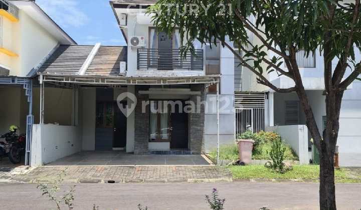 2-Story Fully Furnished House in Gardenia
