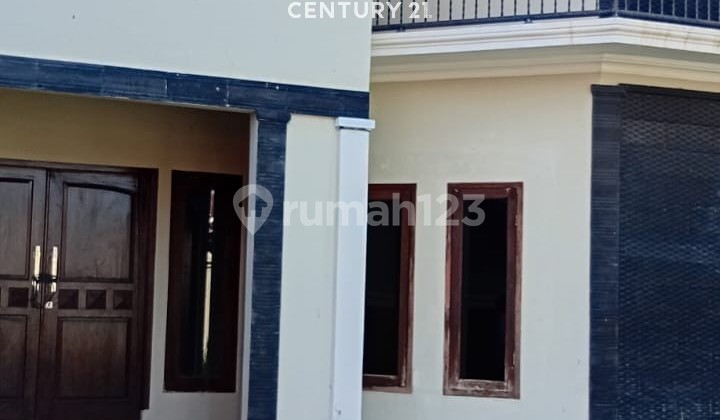 Rumah Lokasi Strategis Di Jl Dahlia Cempaka Arum 