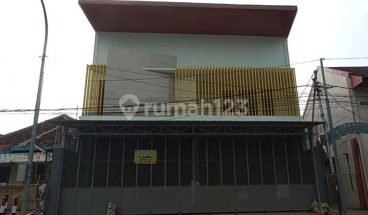 Ruko Baru Siap Pakai di Jalan Nyi Mas Gandasari-Cirebon Ruko Baru Siap Pakai di Jalan Nyi Mas Gandasari-Cirebon